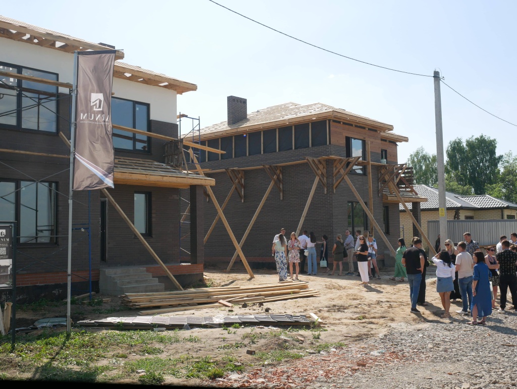 Дом на этапе строительства